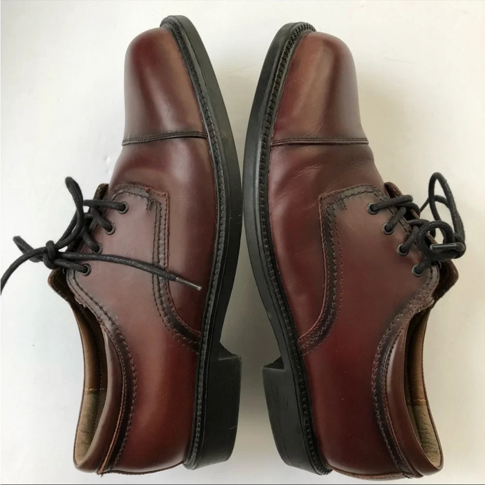 Men’s Dockers casual brown dress shoes
